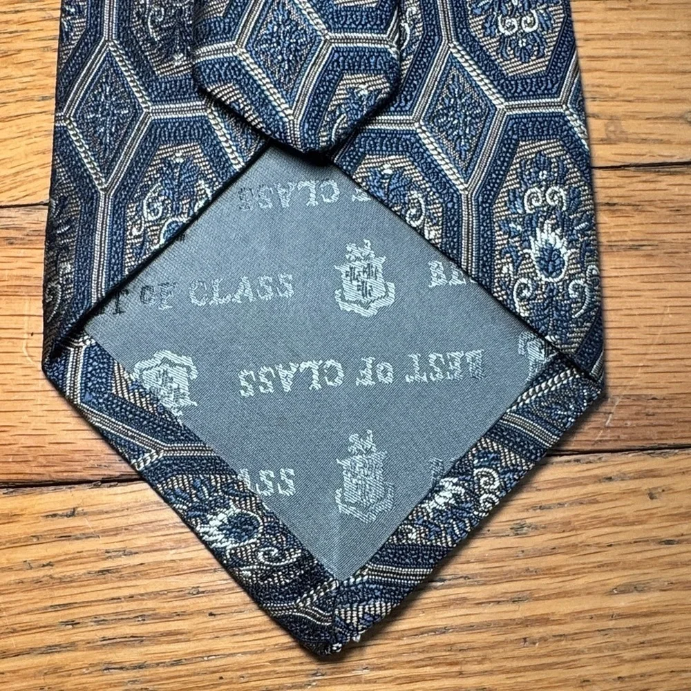 Robert Talbott Blue/Gold Geometric Hand Sewn Best of Class Silk Tie